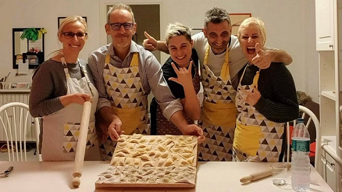 People during the ravioli and cavatelli cooking class