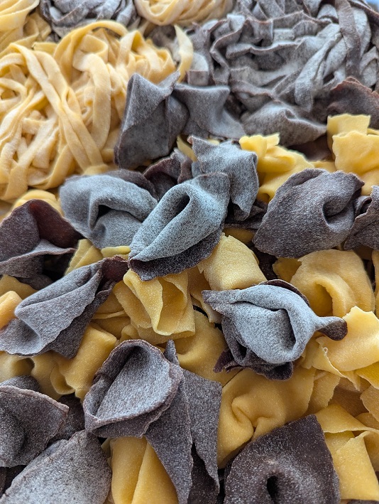Cutting tagliatelle