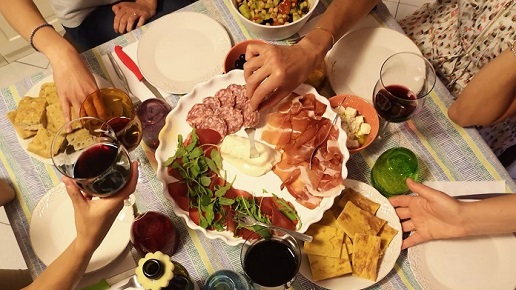 Tavola con servizio chef a domicilio